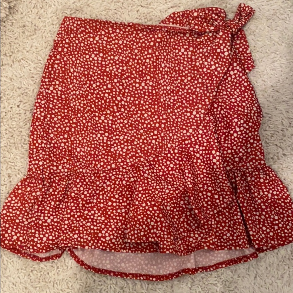 Ruffled skirt